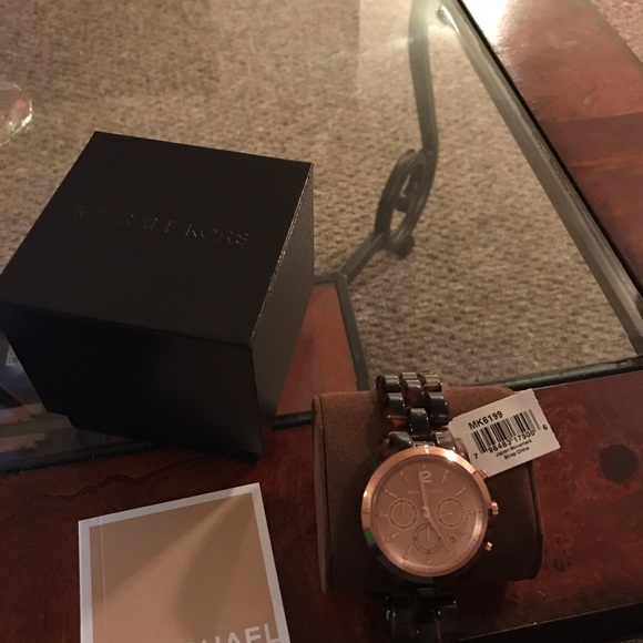 Watch - Picture 2 of 2