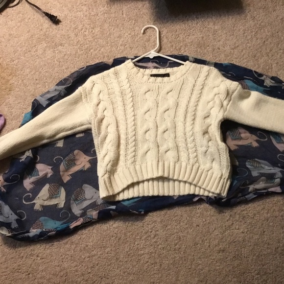 Urban Outfitters Cropped Cable Knot Sweater