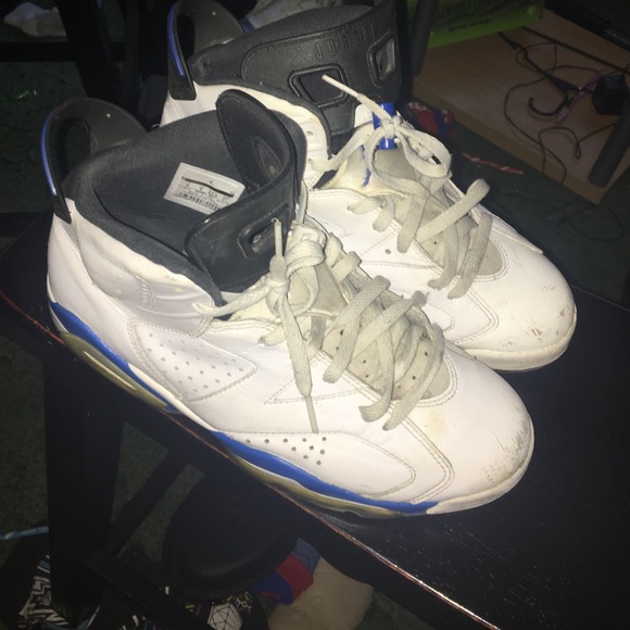 Jordan 6's