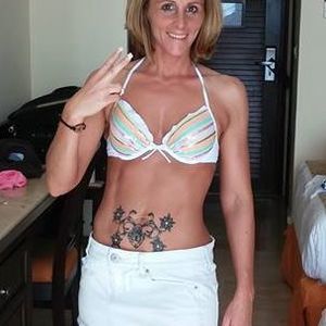 Meet your Posher, Elaine