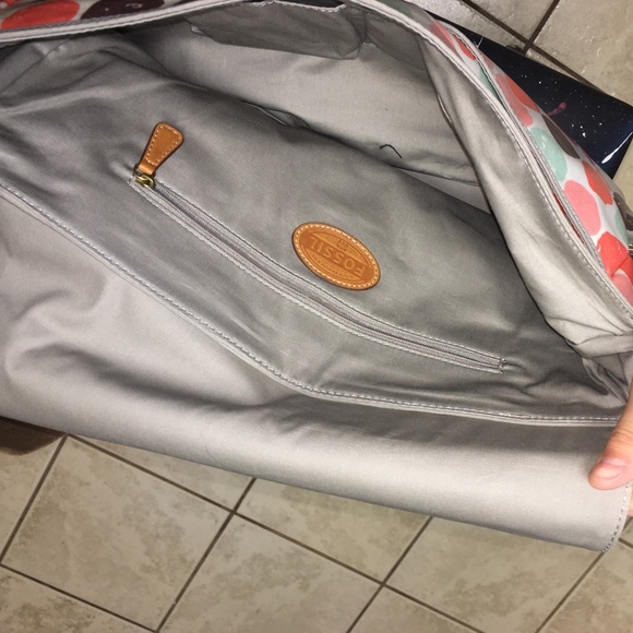 Adorable Computer bag made my Fossil. - Picture 3 of 3