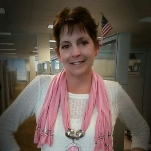 Meet your Posher, Rebecca