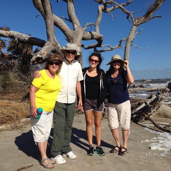 Meet your Posher, Lara - Picture 1 of 1