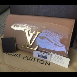 Louis Vuitton Blush Clutch