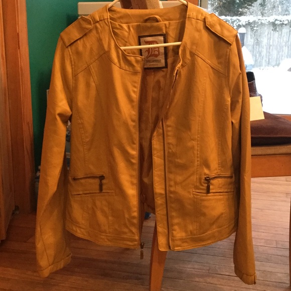 Ladies pleather jacket