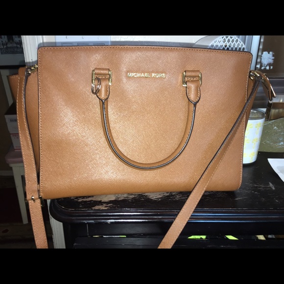 Large Michael Kors Selma