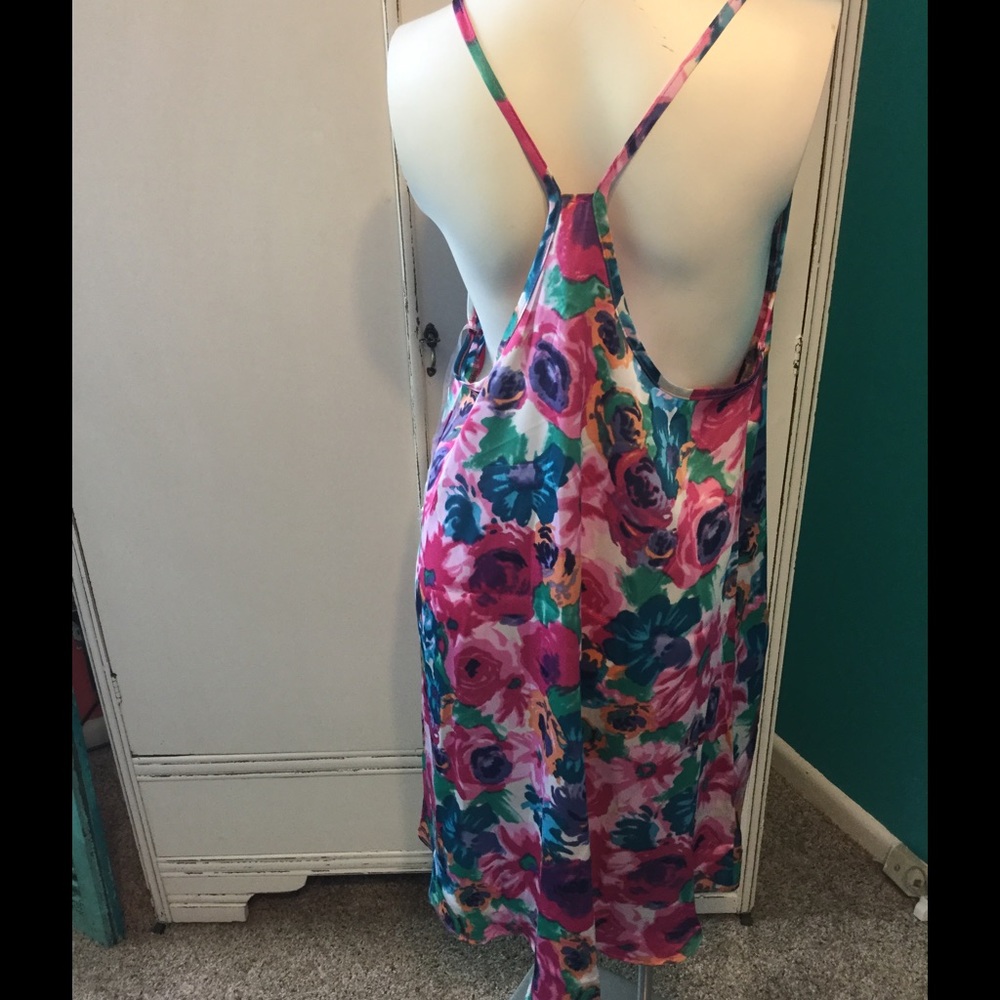 Sawyer Cove Pink Floral Tunic - Picture 4 of 4