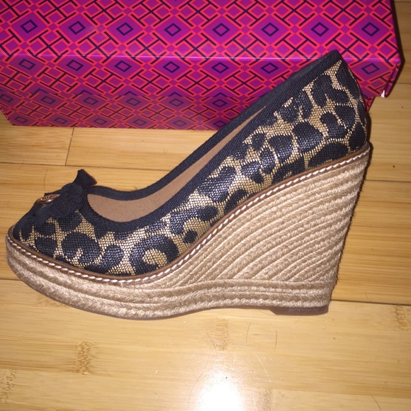 Tory Burch leopard espadrille - Picture 3 of 4