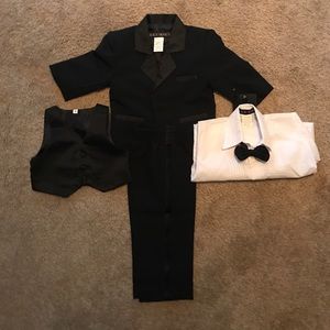 Brand new 9-12 months boys tuxedo
