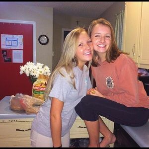 Meet your Posher, Abby