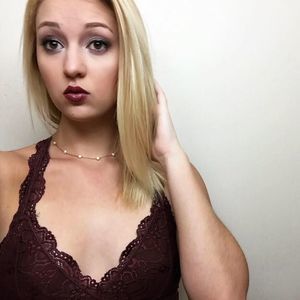 Meet your Posher, Cecelia