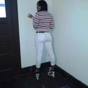 Meet your Posher, Precious