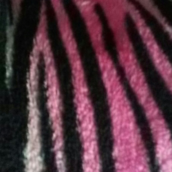 Meet your Posher, Jamira