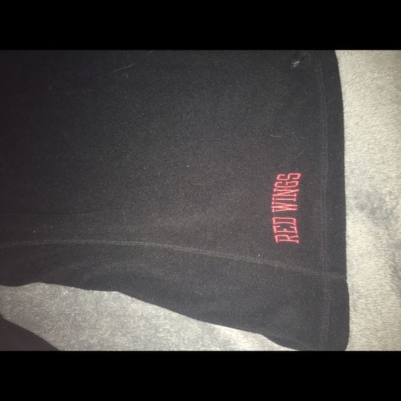 Redwings pullover - Picture 2 of 2