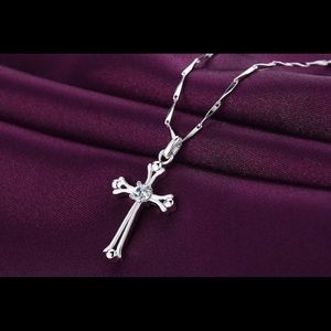 925 sterling silver cross and necklace