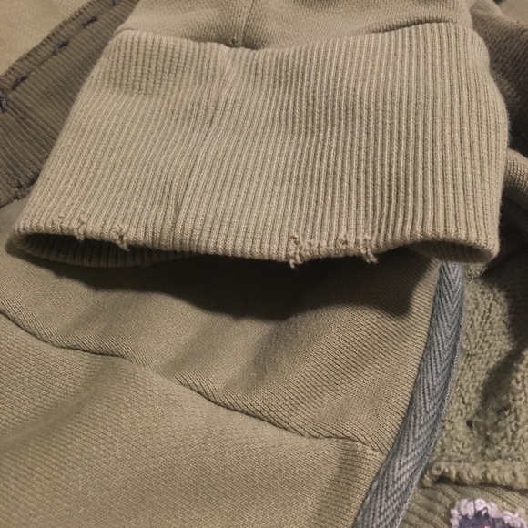 Meet your Posher, Miss - Picture 2 of 7