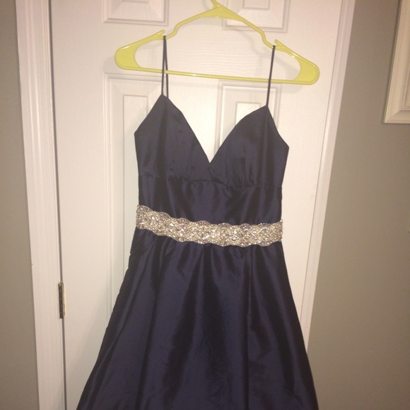Navy Blue Jim Hjelm Prom Dress - Picture 1 of 4