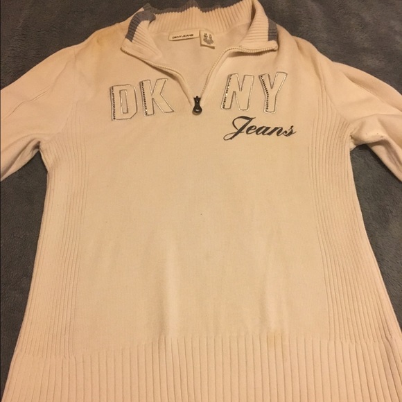 Sweater - Picture 3 of 3