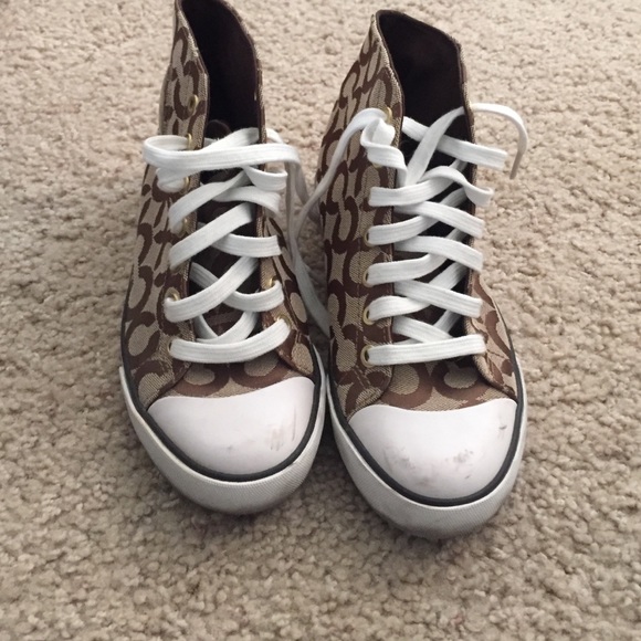 Woman's coach sneakers size 6.5 - Picture 2 of 4