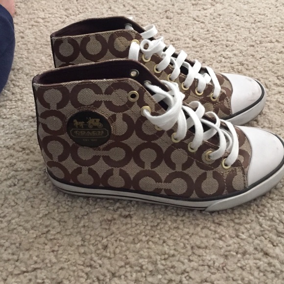 Woman's coach sneakers size 6.5 - Picture 3 of 4