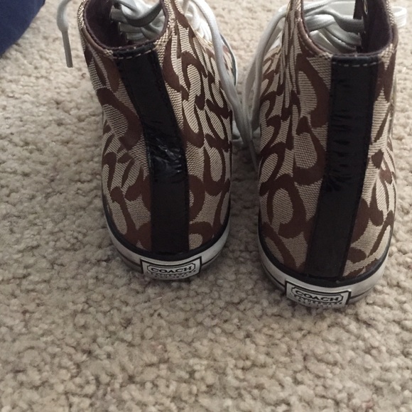 Woman's coach sneakers size 6.5 - Picture 4 of 4