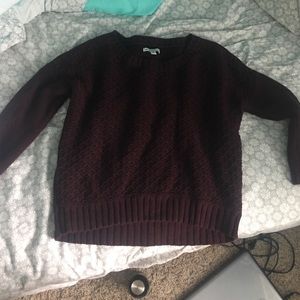 Maroon sweater