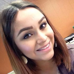 Meet your Posher, Cassandra