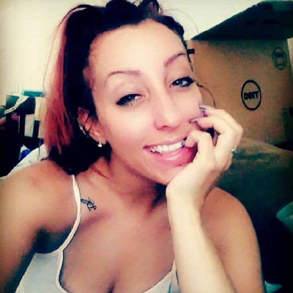 Meet your Posher, Anna