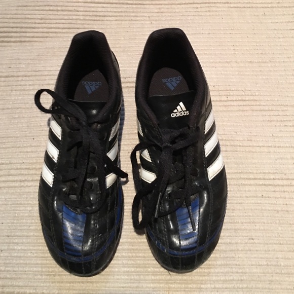 ADIDAS Puntero Boys Soccer Cleats