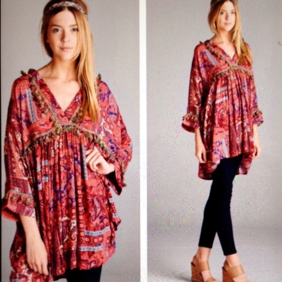 Boutique Tops - Tassel Trim Boho Tunic- Size 1X❤️