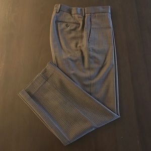 Banana Republic Men's Grey Herringbone Dress Pant