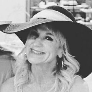 Meet your Posher, Sandi