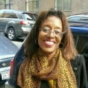 Meet your Posher, Frances