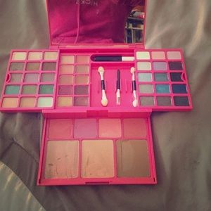 VICTORIA SECRET Bombshell Make up Kit