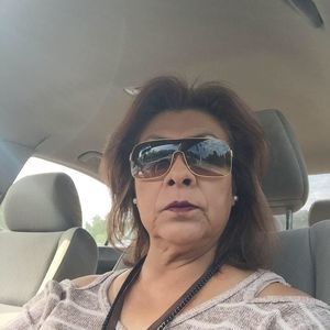 Meet your Posher, Ana