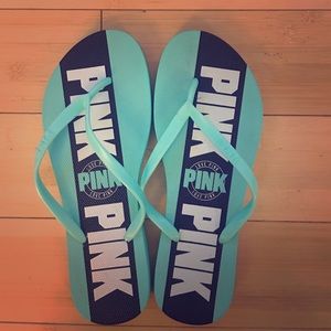 PINK VS FLIP FLOPS