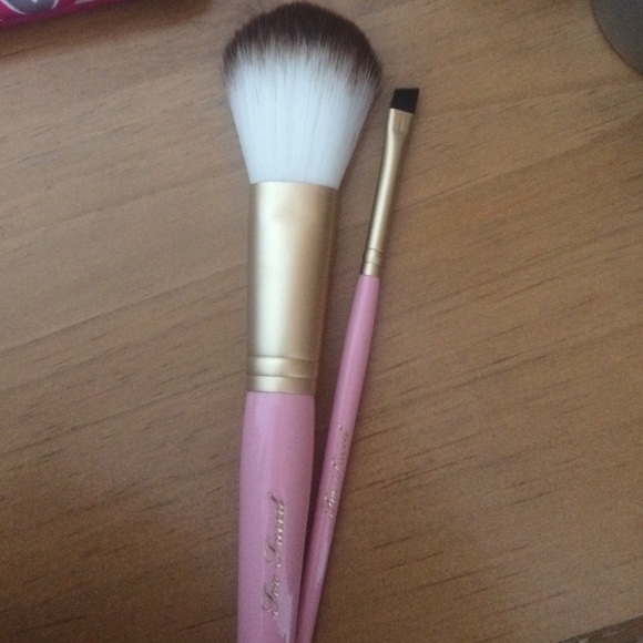 Too Faced Powder and Angled Liner Brushes