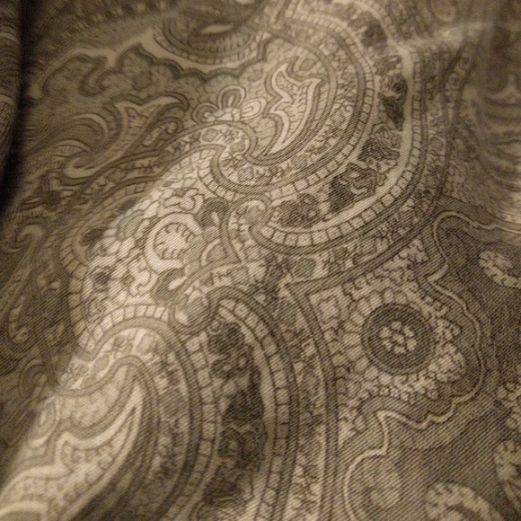 Meet your Posher, Carlotta