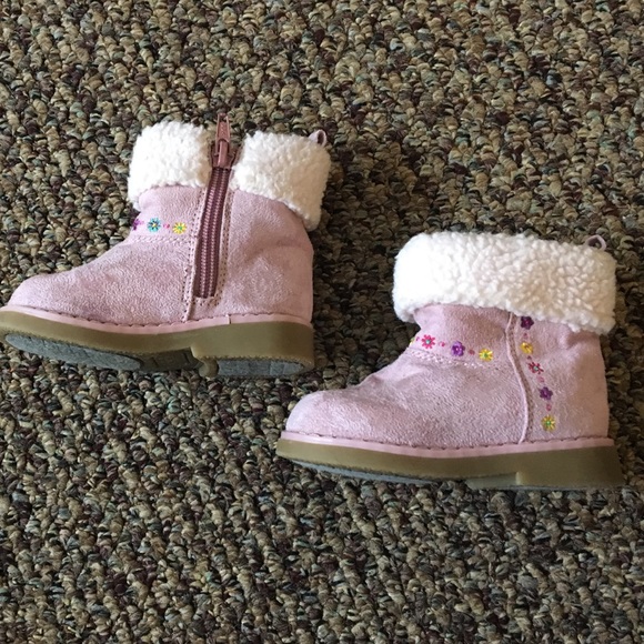 Little girl warm boots