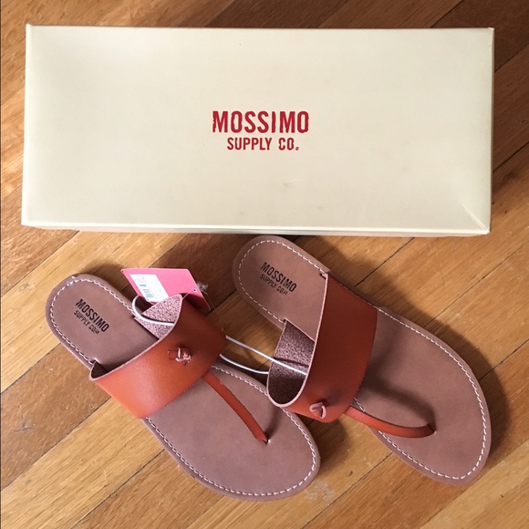 NWT Cognac Mossimo Thong Sandals