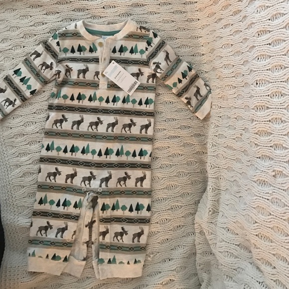 NWT Gymboree 6-12 mth bodysuit - Picture 2 of 3