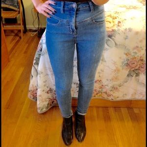 Urban Outfitters BDG High Rise Seam Jean