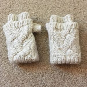 Fingerless winter gloves