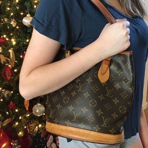 Louis Vuitton PM bucket bag