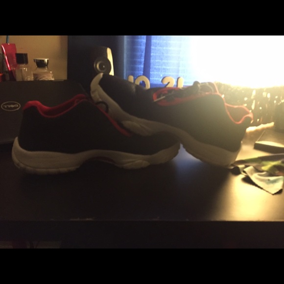 Jordan futures - Picture 2 of 3
