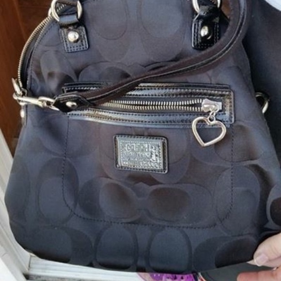 Purse - Picture 1 of 3