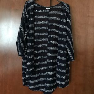 LuLaRoe Lindsay Kimono