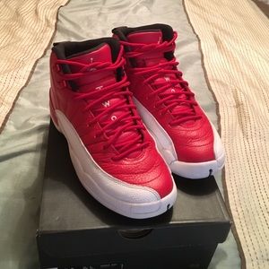 Jordan 12 6.5y