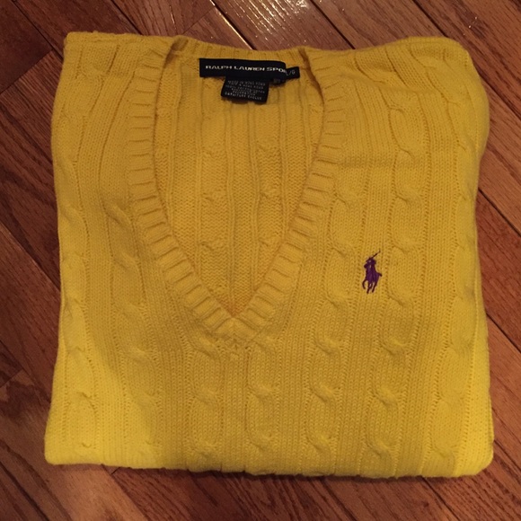 YELLOW RALPH LAUREN SPORT V-NECK SWEATER