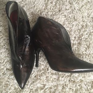 Never WORN D&C Dolce Gabbana booties